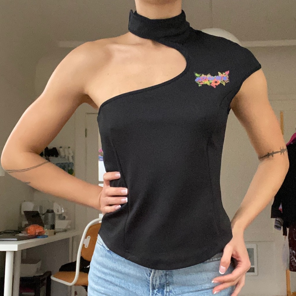 Hyein seo chenogasm asymmetrical blouse